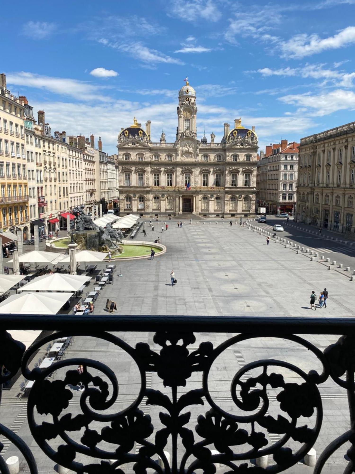 Vue Place Des Terreaux-4 Voyageurs ลียง ภายนอก รูปภาพ